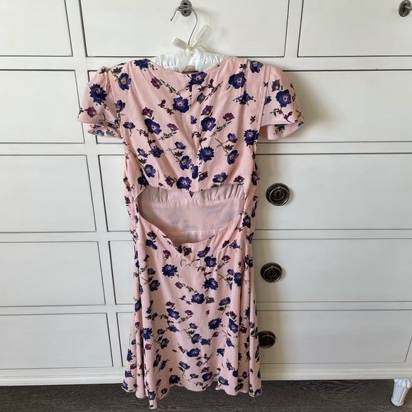 SUNDAY BEST (ARITZIA) rand pink floral mini dress - Picture 2 of 3